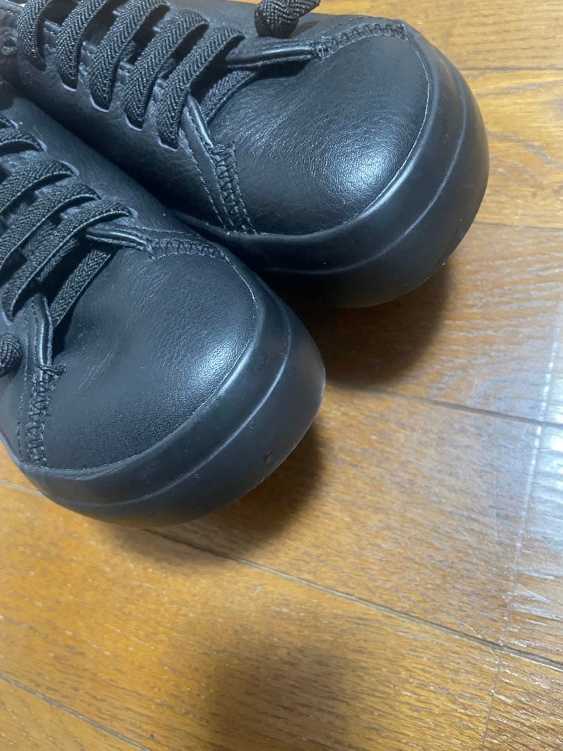 美品♡MUJI Labo CAMPERレザーローカットスニーカー 23.5cm黒