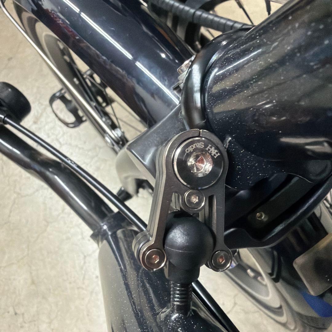 ブロンプトP line 4速ミッドナイトブラック クロモリ➕一部チタンフレーム