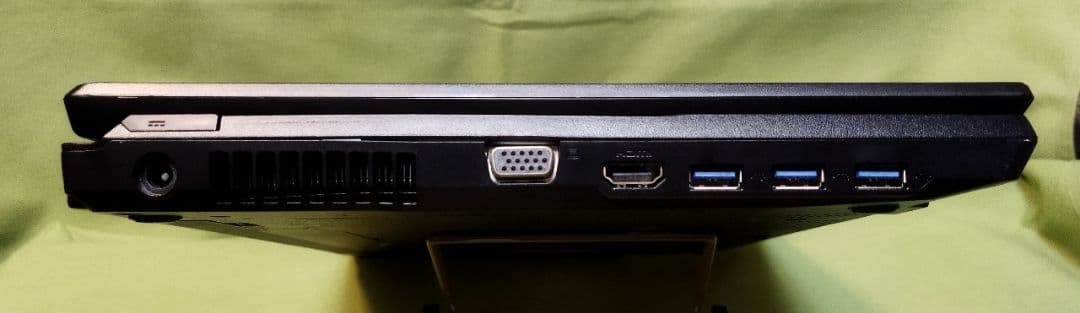 LIFEBOOK A576 i5 4G SSD240G Windows11ノート