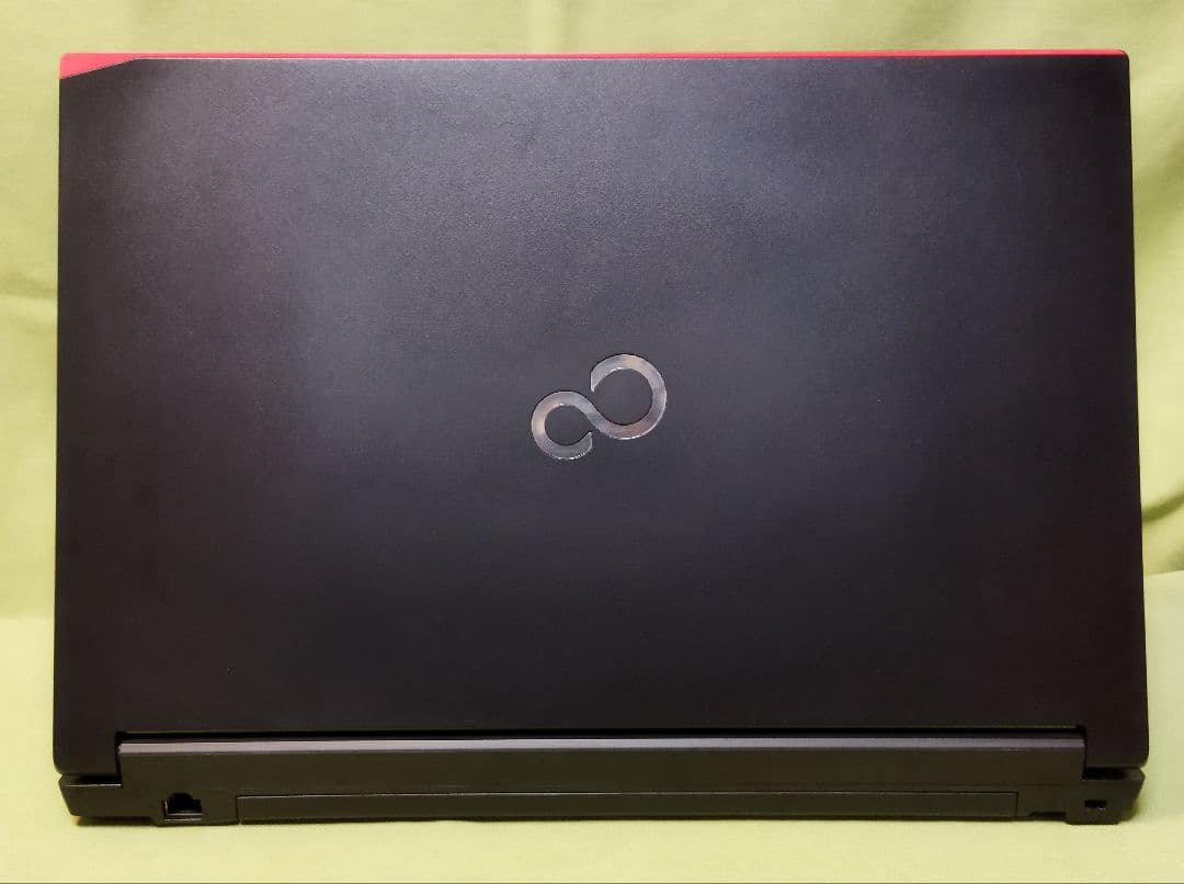 LIFEBOOK A576 i5 4G SSD240G Windows11ノート