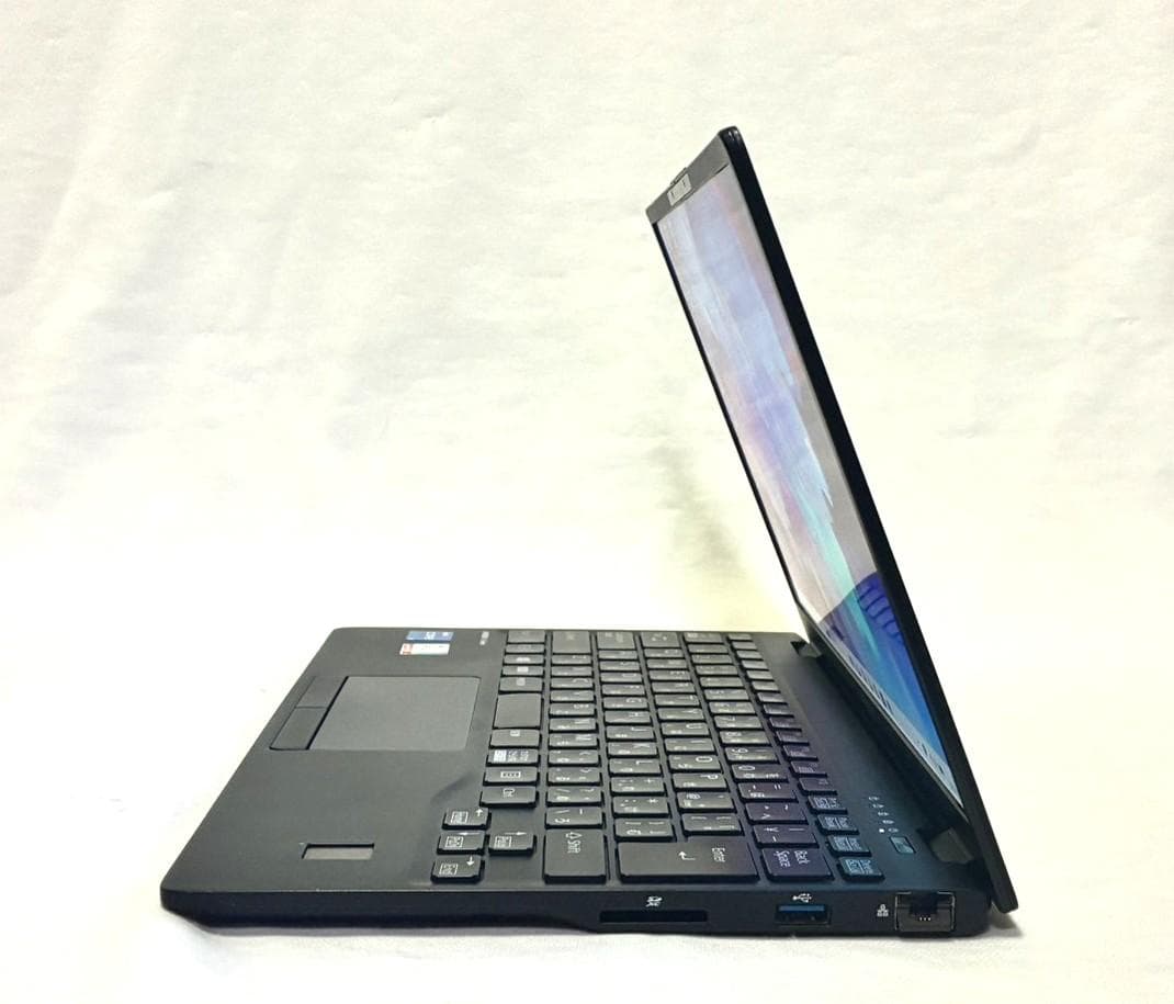 美品 2021年 軽量 薄型 LIFEBOOK U9311/HX i5 11世代