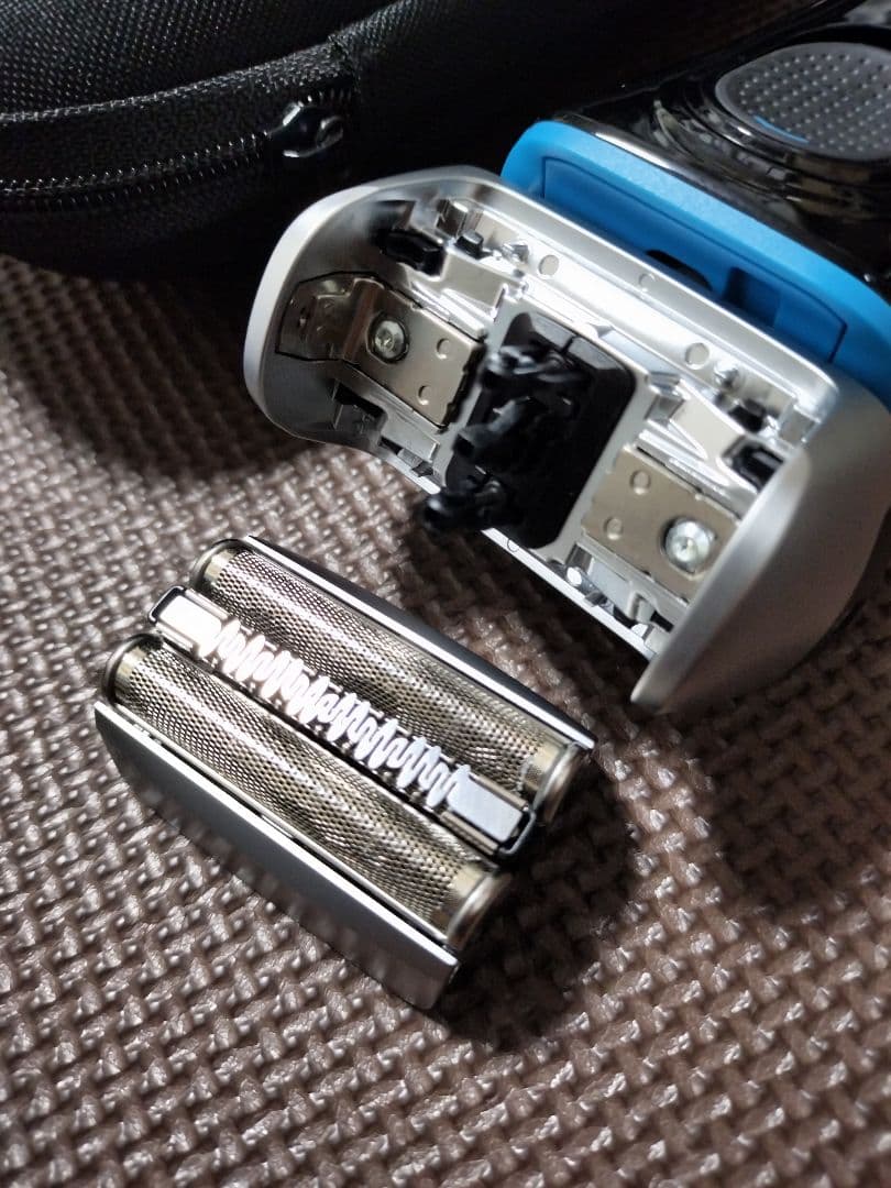 BRAUNシェーバーシリーズ8