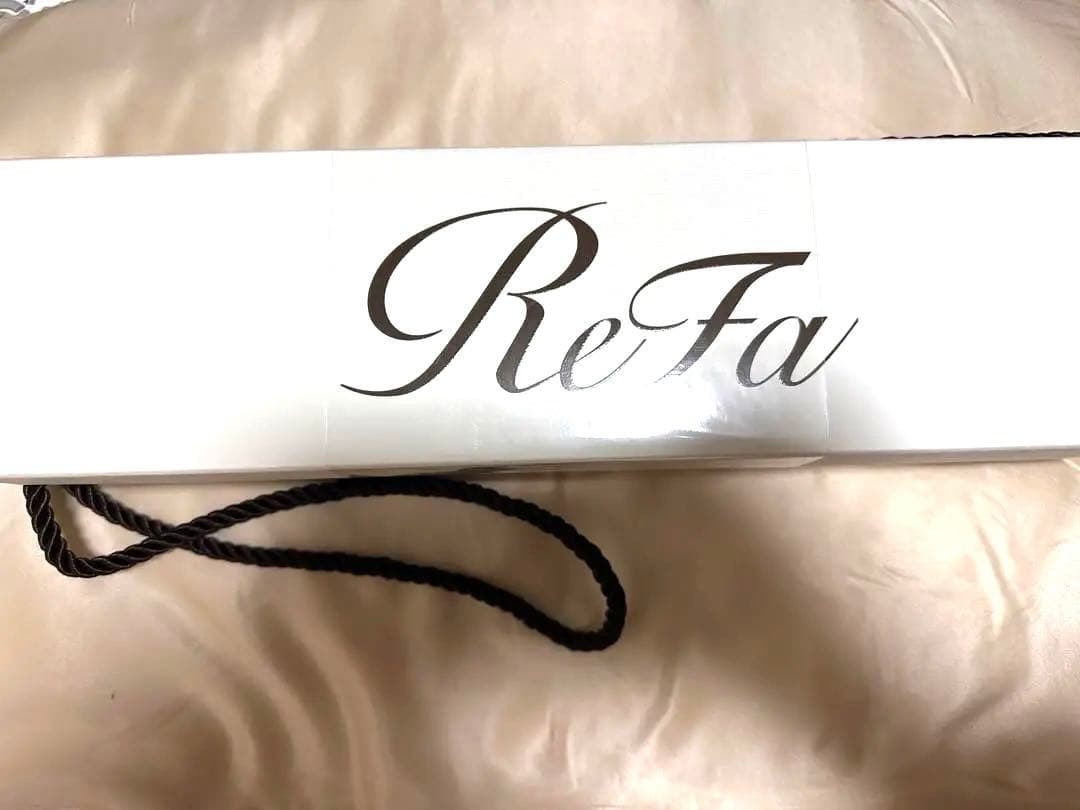 ReFa POWER STRAIGHT IRON リファ　パストレート　未開封