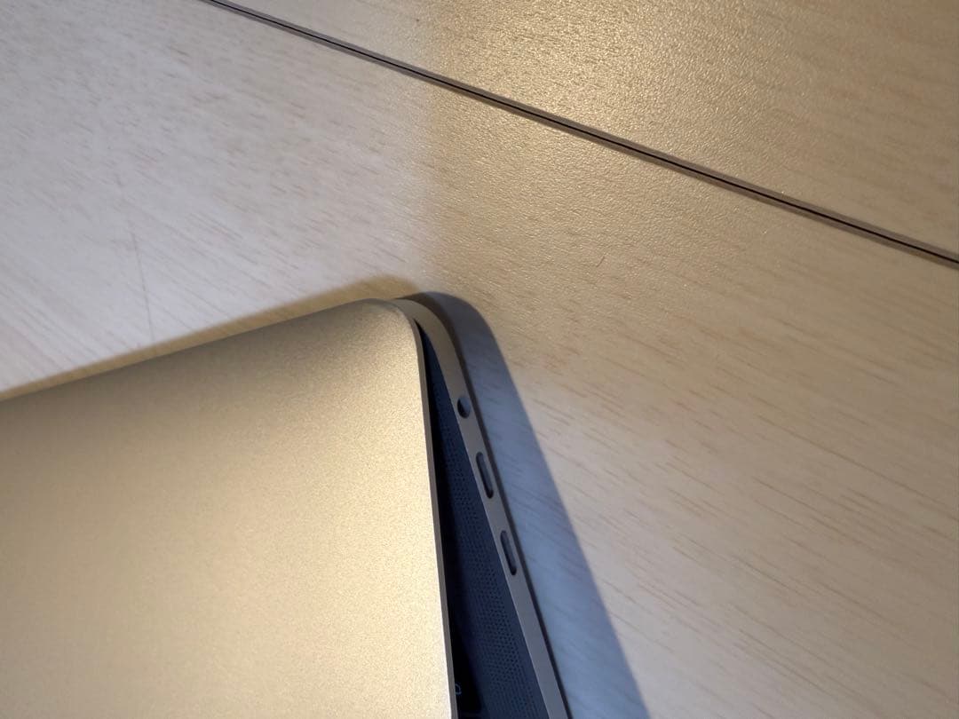 MacBook pro 本体