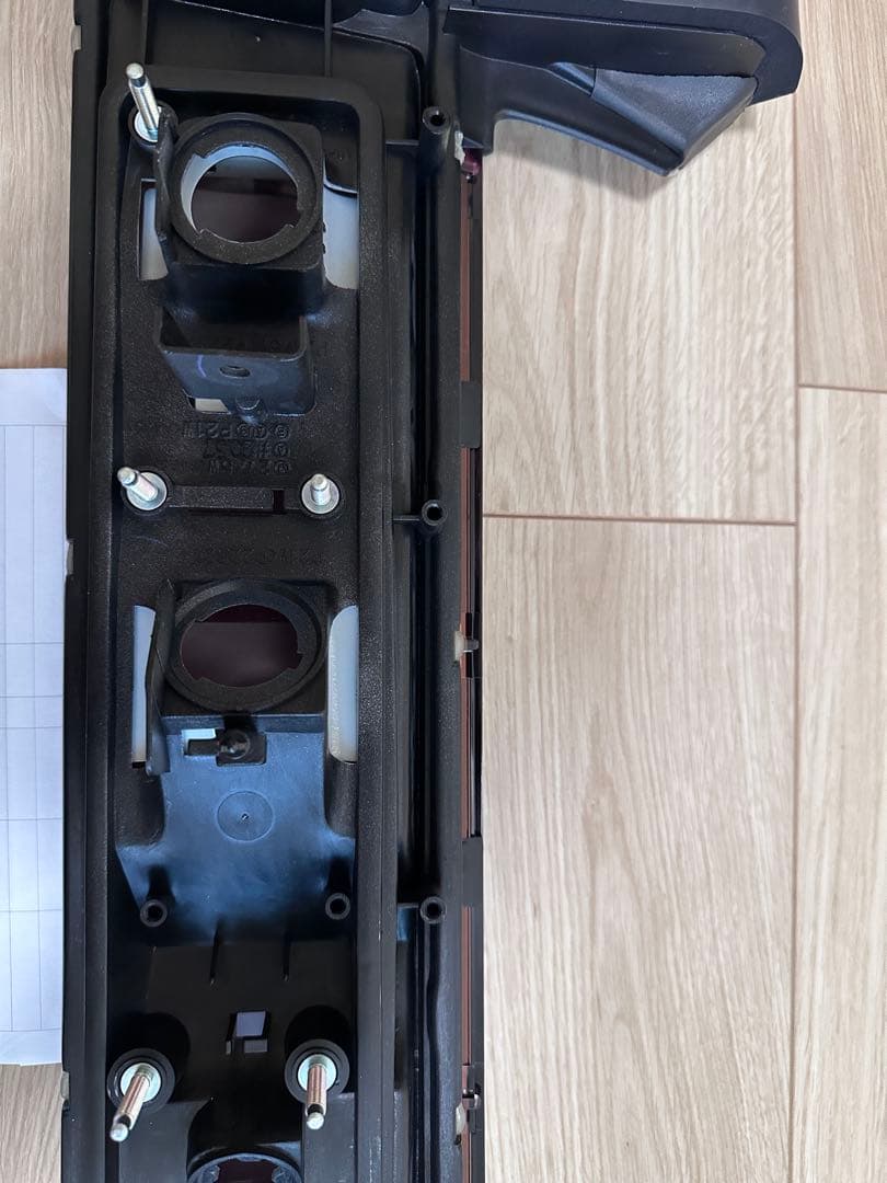 33501-SL0-013 右側テールランプ ユニット　赤