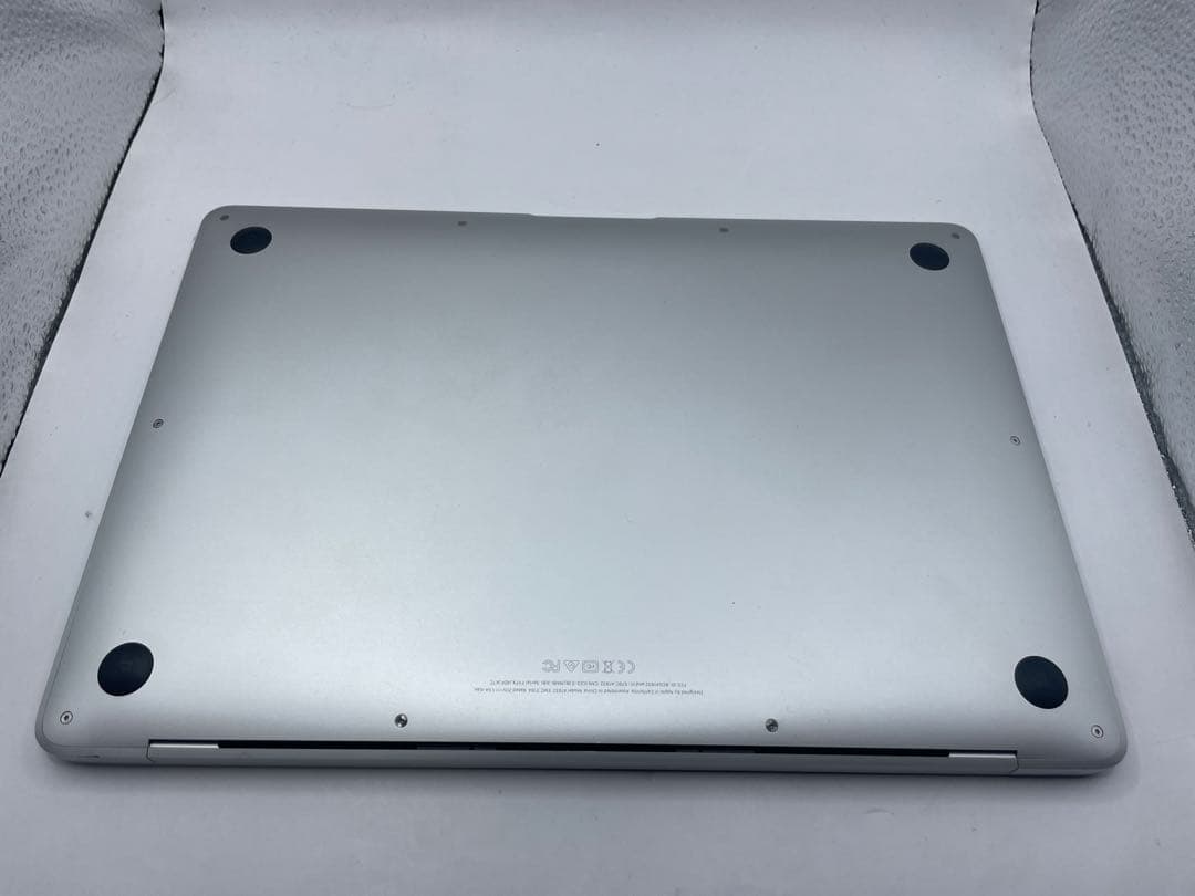 Apple MacBook air 2018 13インチ i5 #eco150