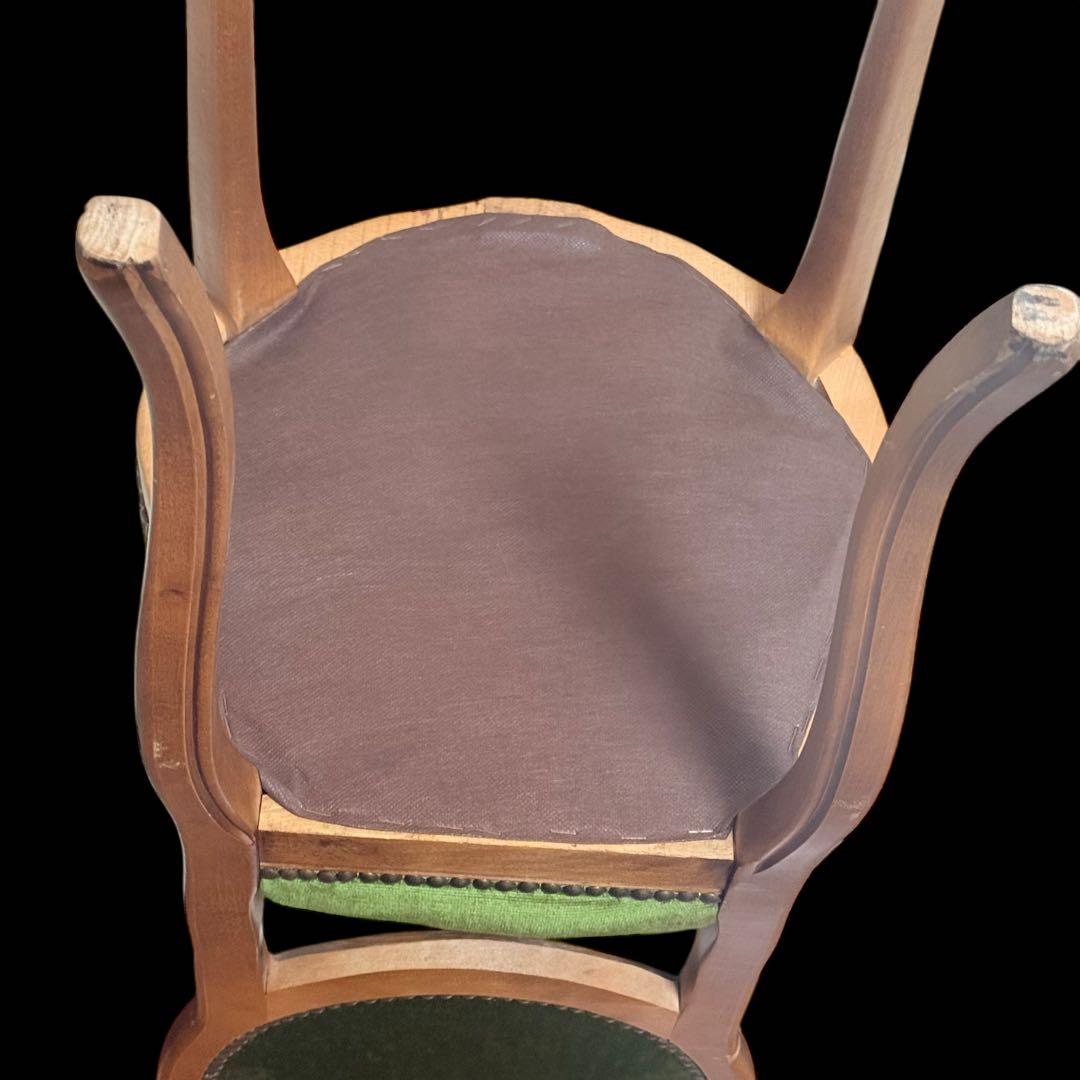 アンティーク調 猫脚　チェア　ロココ調 彫刻 鋲 椅子 イス ダイニングチェア