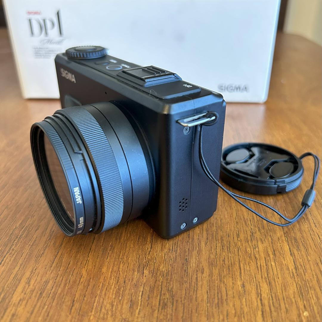 【乾燥剤】SIGMA DP1 merrill バッテリー3個付き　元箱有り