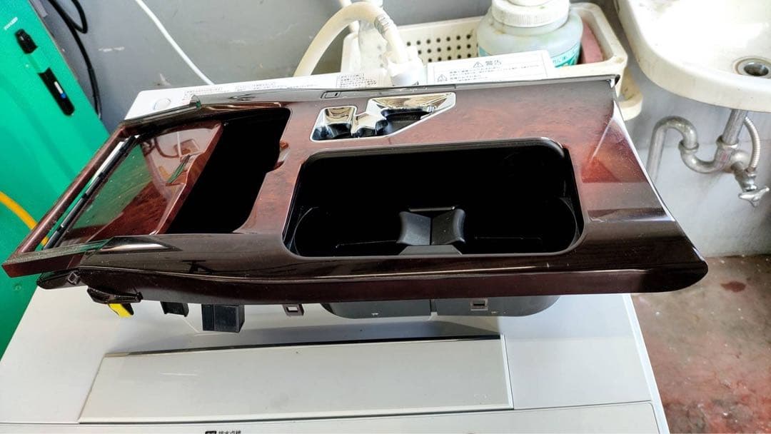 トヨタ GWS214 クラウン マジェスタ 純正 センターコンソール 木目調