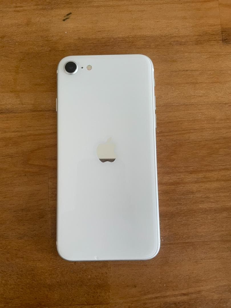 iPhone SE 第二世代 64GB ホワイト SIMフリー