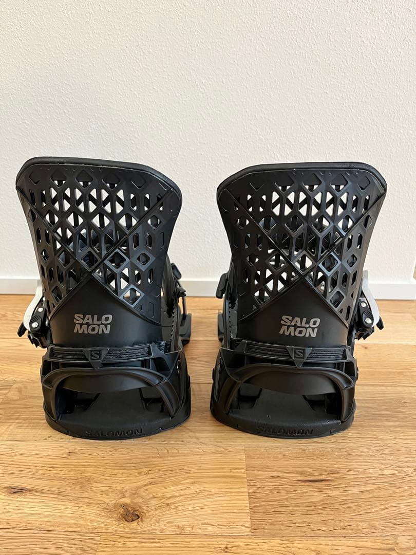 SALOMON HIGHLANDER Mサイズ ブラック