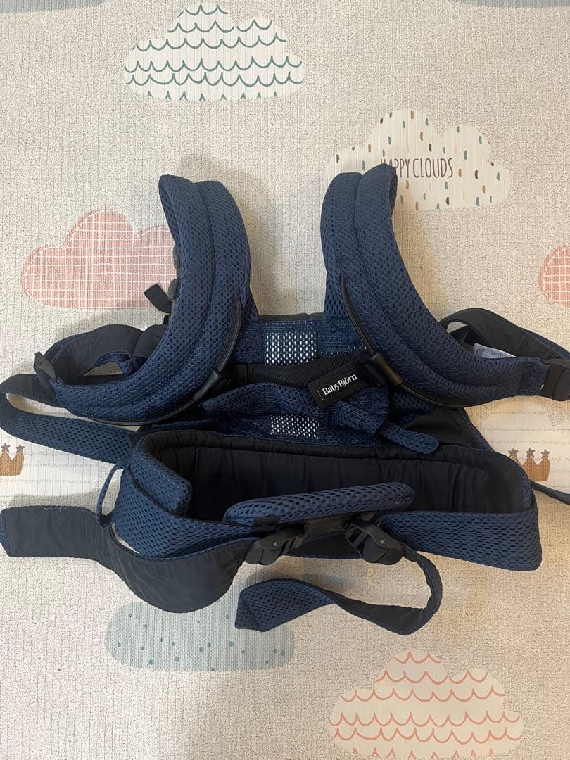 ベビービョルン 抱っこ紐 メッシュ ネイビー（2025年7月購入）