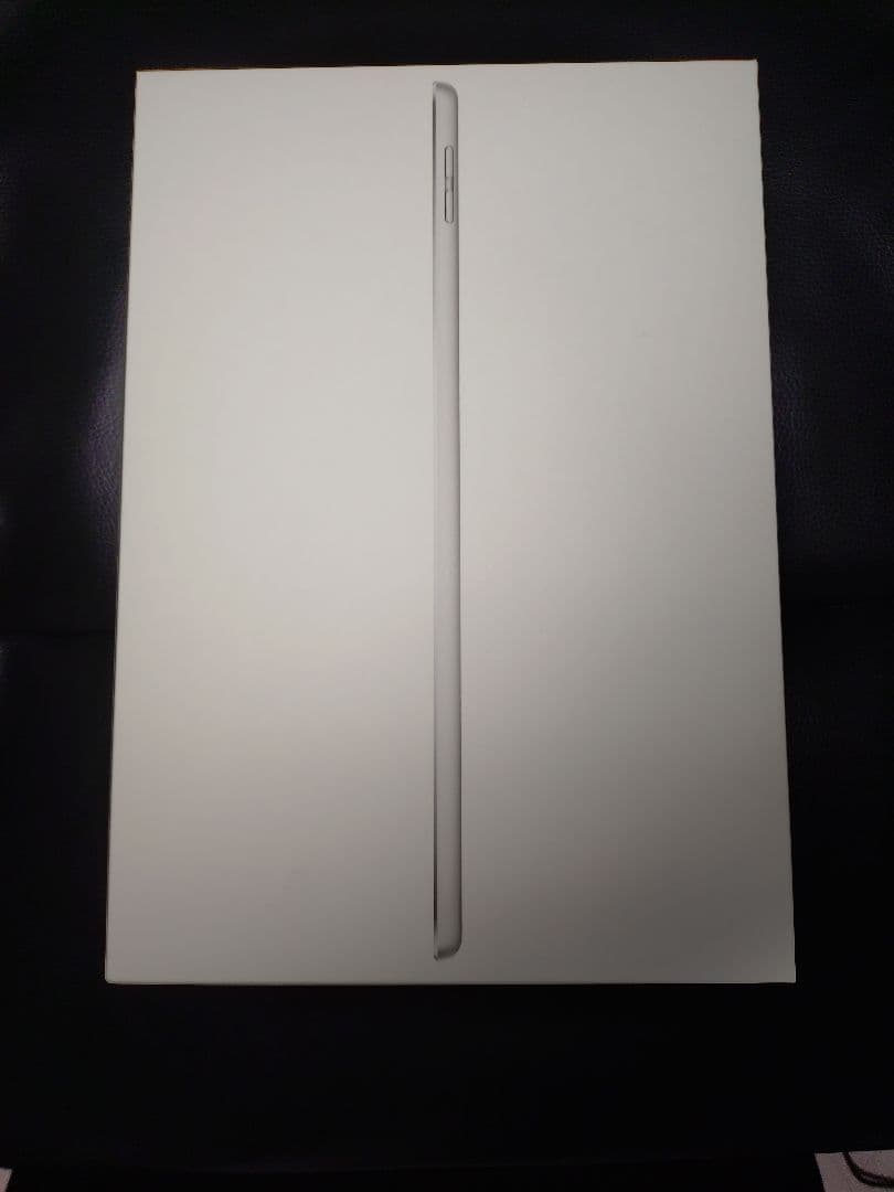 ほぼ未使用 iPad 第9世代 バッテリー100%　色：シルバー