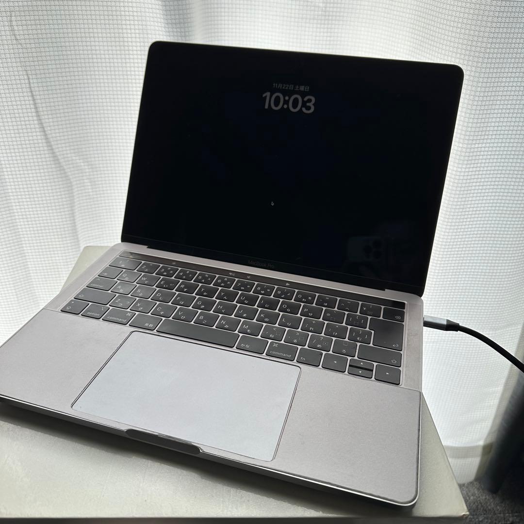 MacBook Pro 2018 13インチ Core i7 16GB 1TB