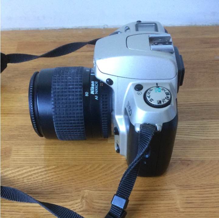 フィルム一眼レフカメラ Nikon F60