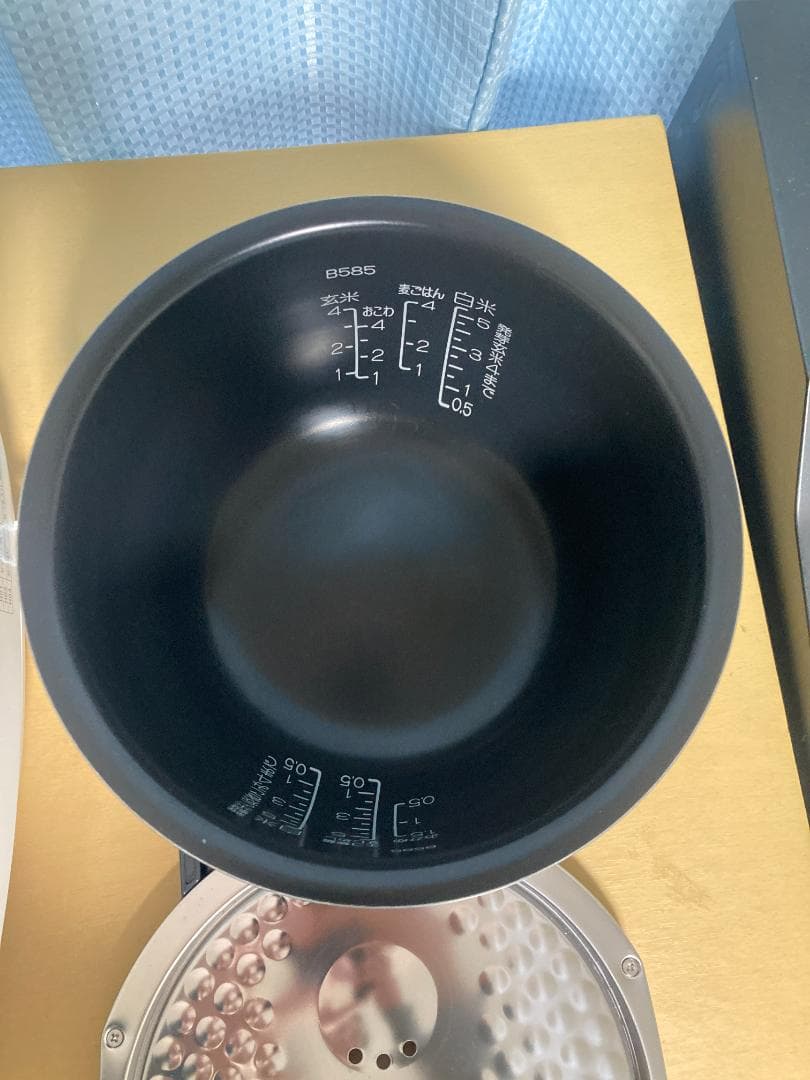 ★美品★2025年製 モデル 象印 NW-VJ10 IH 炊飯器 5.5合