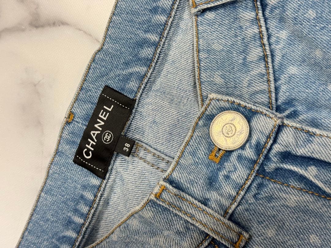 CHANEL デニムパンツ