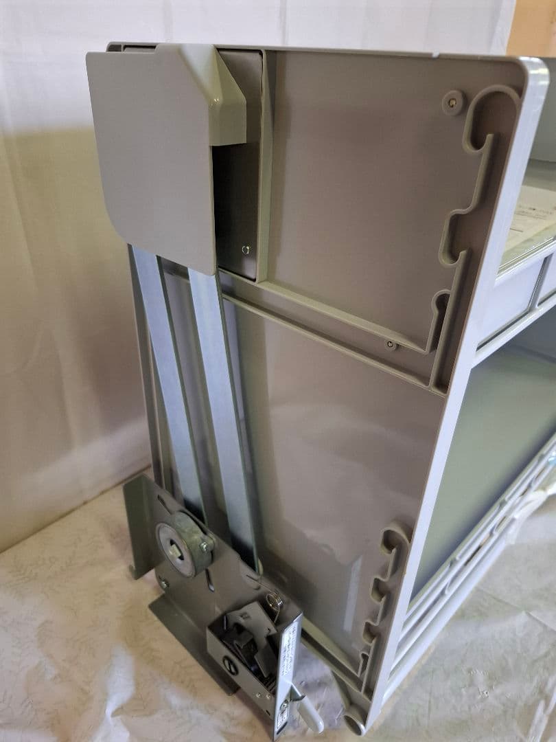 タカラ　吊戸用昇降棚　TDUR-901①