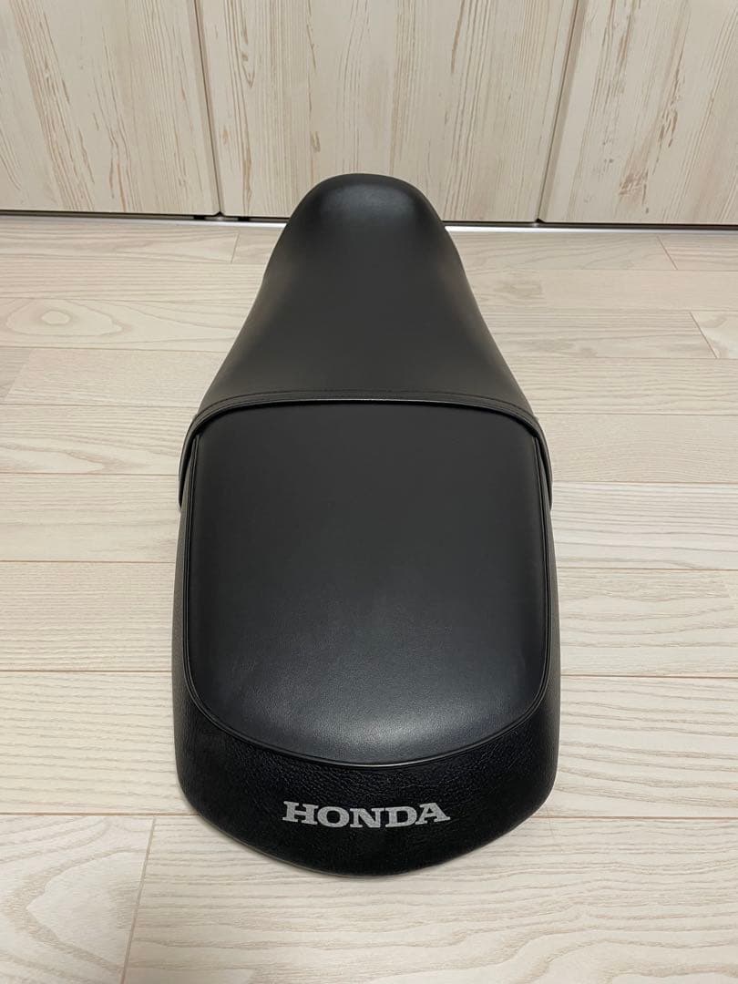 HONDA CB1100 SC65 シート