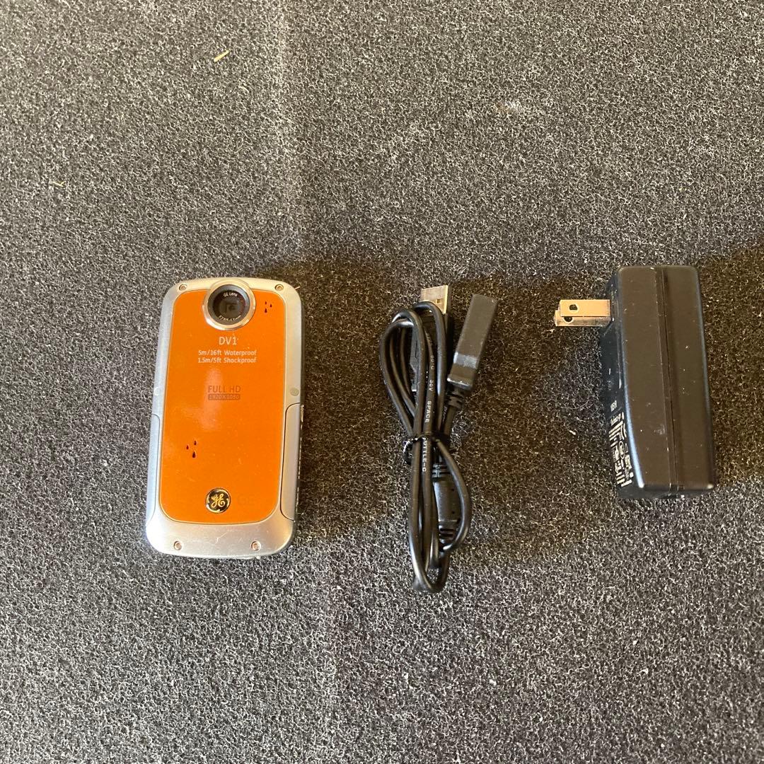GE DV1 ビデオカメラ 本体 充電器付き