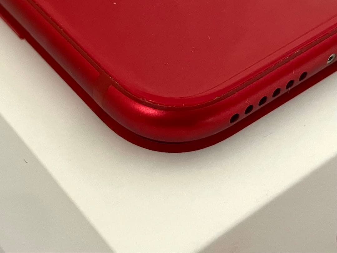 iPhone SE 第2世代 RED 64GB SIMフリー