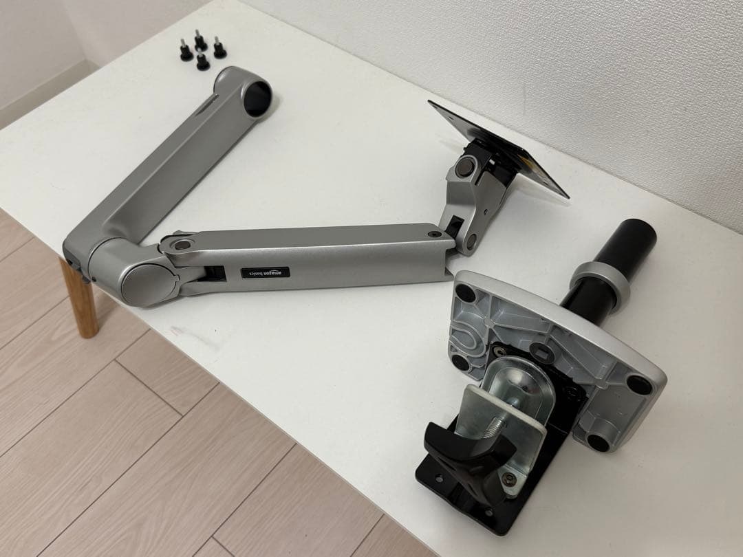 Amazonベーシック シングルアームモニタースタンド プレミアム