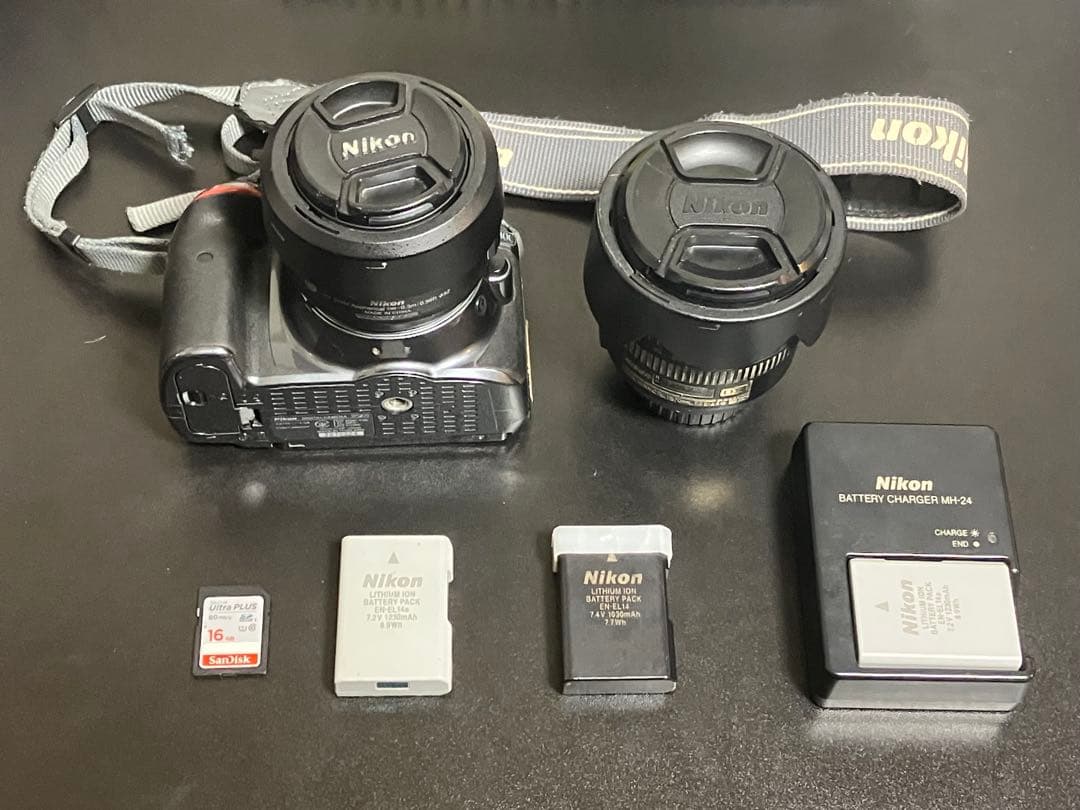 ★一眼レフ・レンズ2個、SDカード付★ニコン D5300+単焦点・ズームレンズ