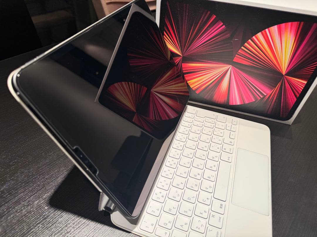 iPad Pro 11 セルラー M1 128gb + Keyboard