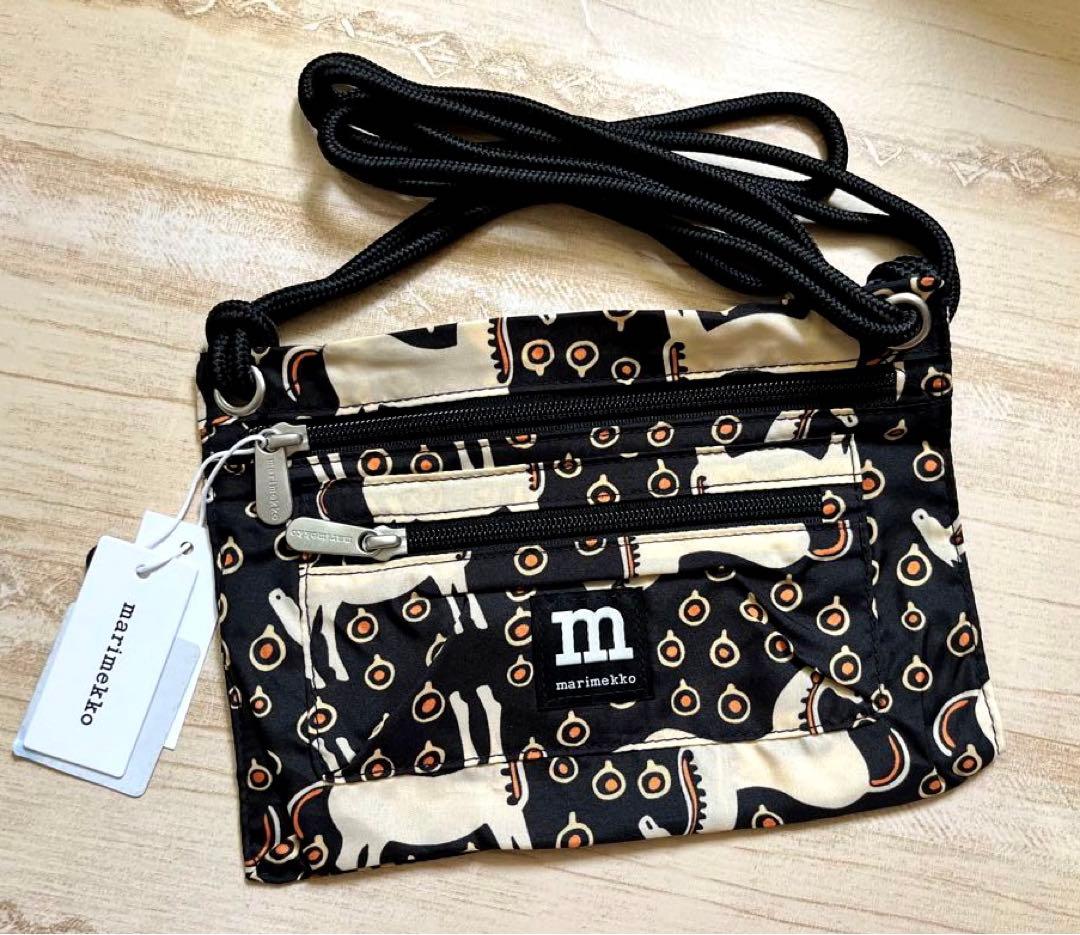 ★新品未使用＆人気完売品★マリメッコ　marimekko トラベルポーチ
