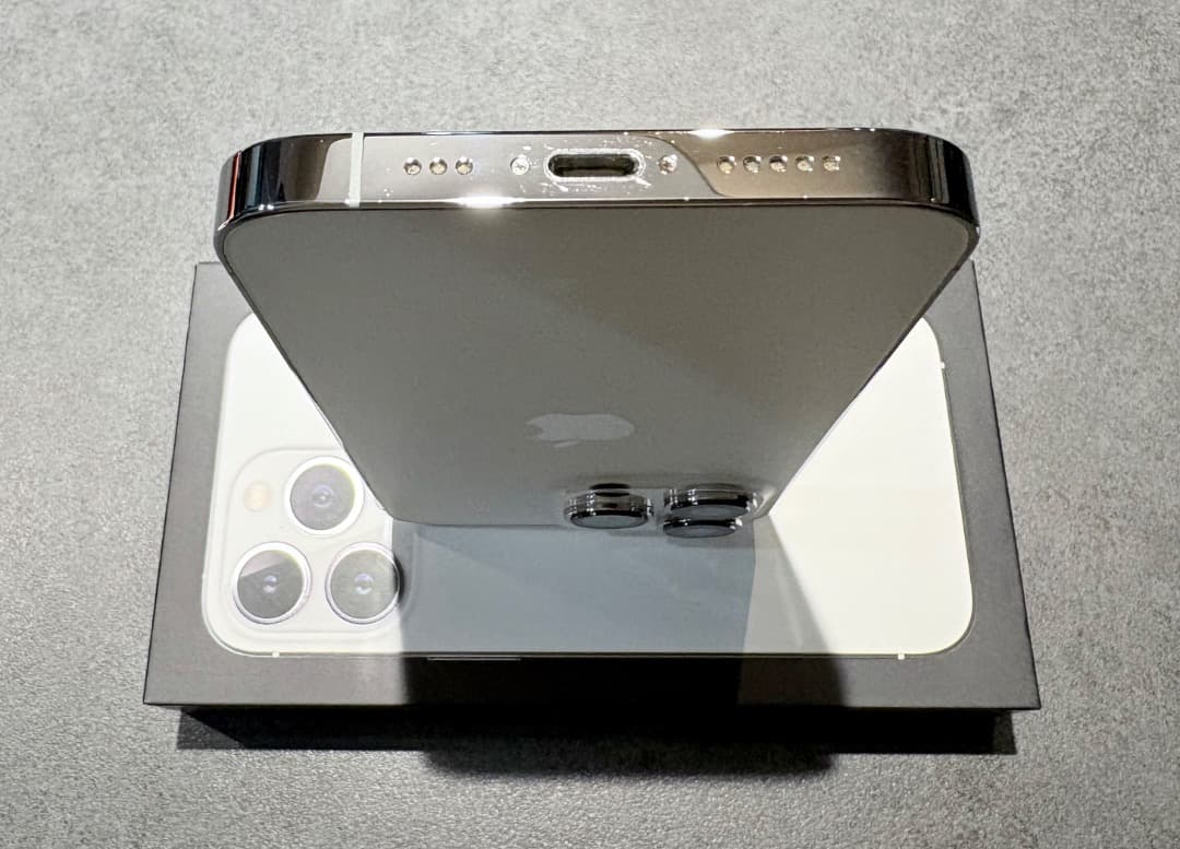 iPhone 13 Pro Silver (シルバー)　256GB SIMフリー