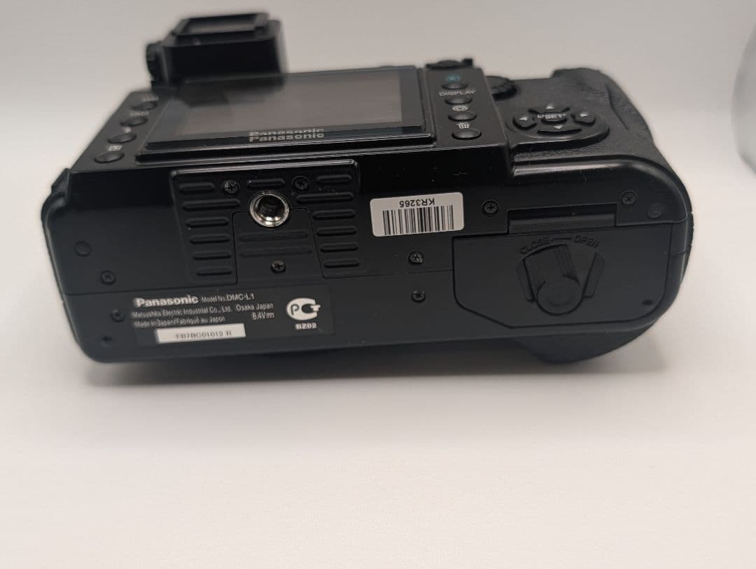 Panasonic LUMIX DMC-L1 一眼カメラ 本体と付属品