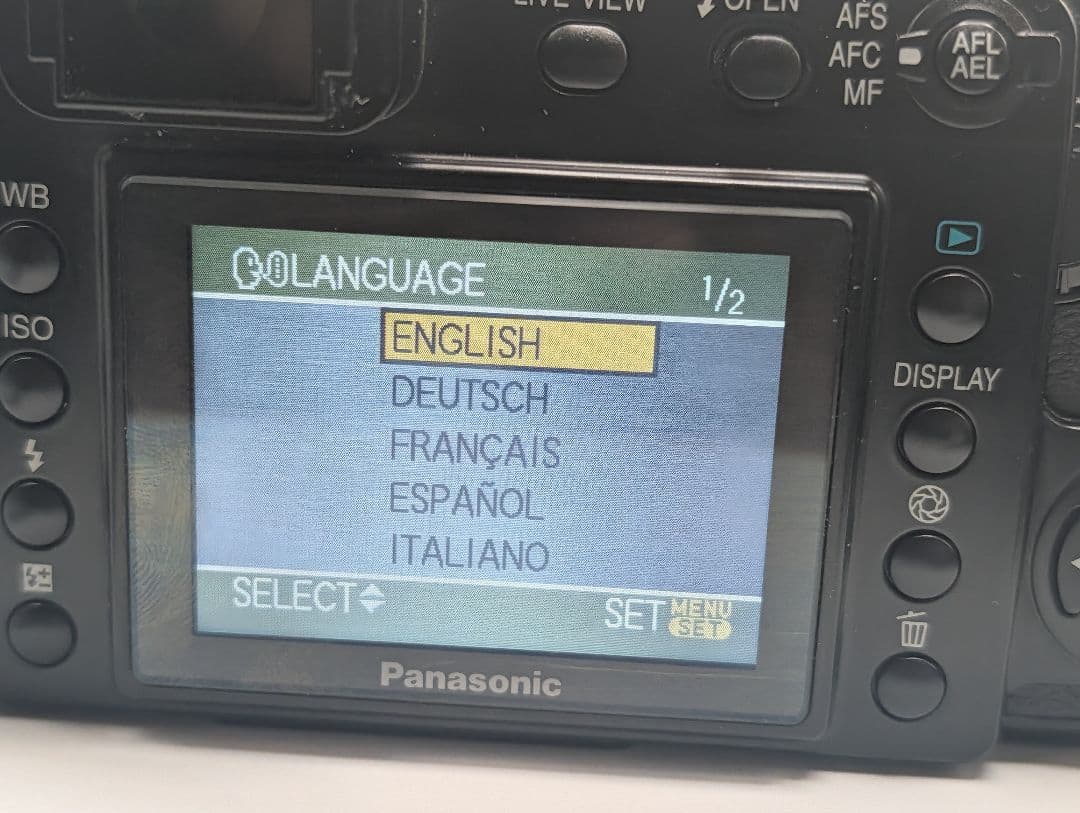 Panasonic LUMIX DMC-L1 一眼カメラ 本体と付属品