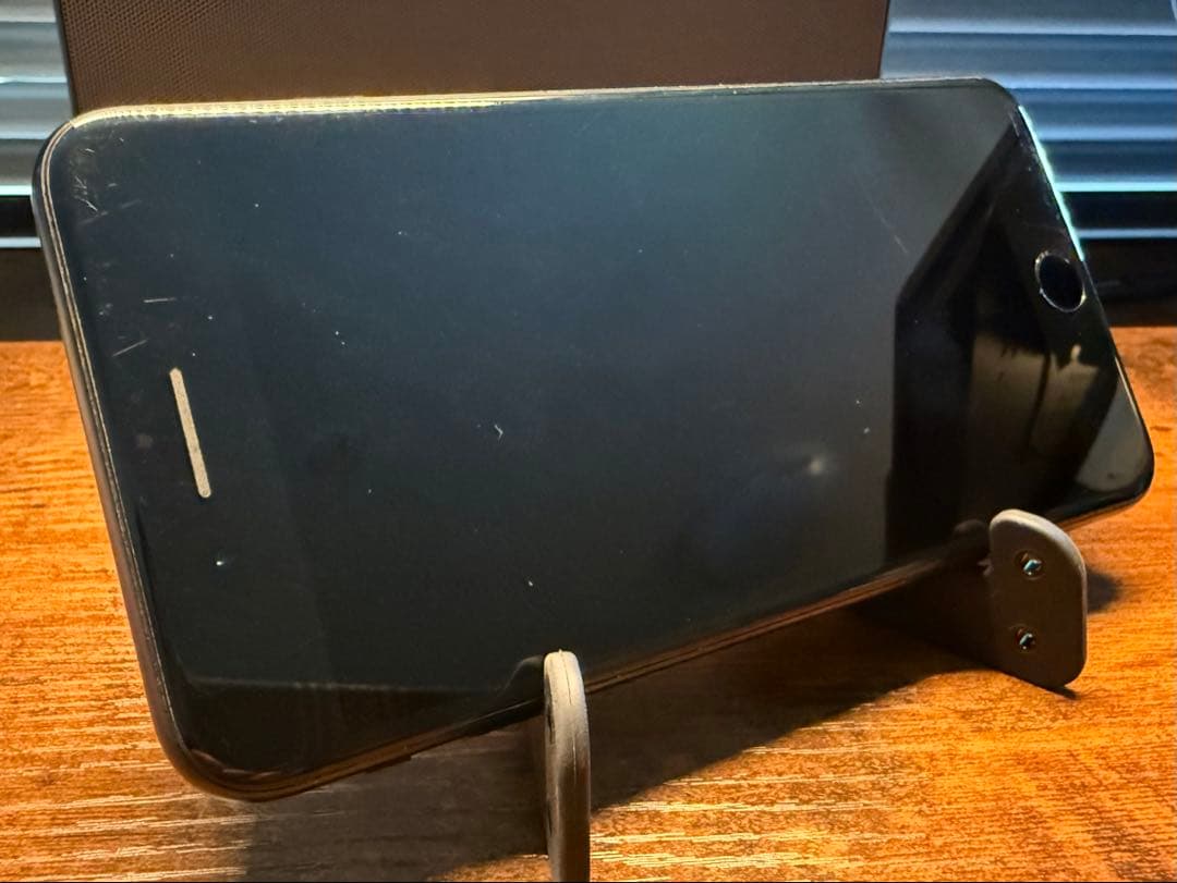 Apple iPhone 7 Plus 256GB & Spigen ケース