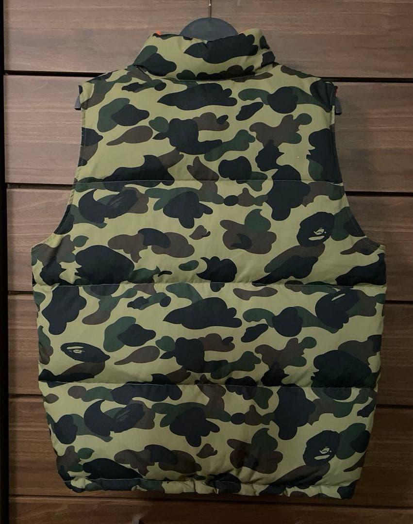 A BATHING APE 迷彩 オレンジ リバーシブル ダウンベスト　エイプ