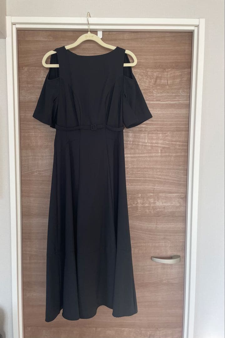 【新品未使用】Herliptoブラック ワンピース