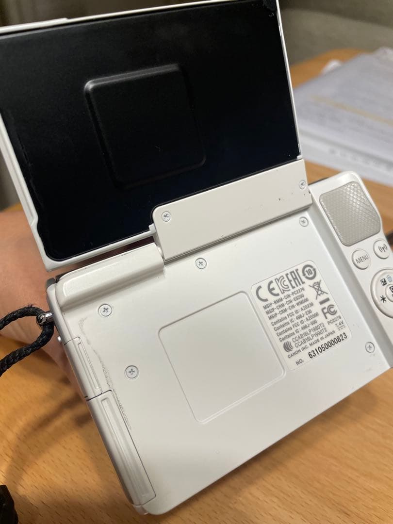 Canon EOS M100 SDカード付き