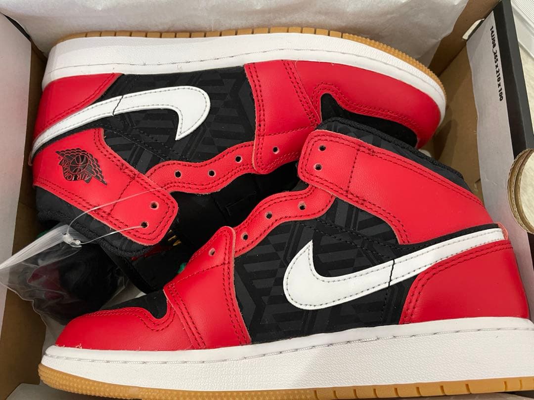 ⭐️新品未使用 ナイキ⭐️ NIKE AIRJORDAN 1 MID SE …