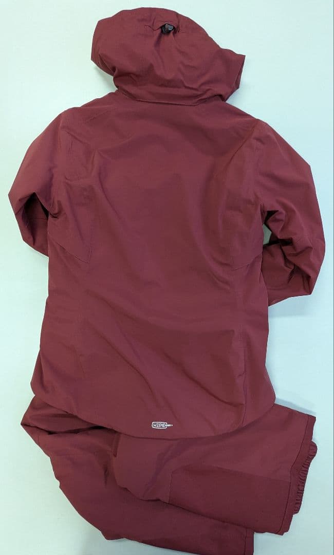 上下セットSサイズ　ピークパフォーマンス　アニマ　セットアップ　スキー　雪山