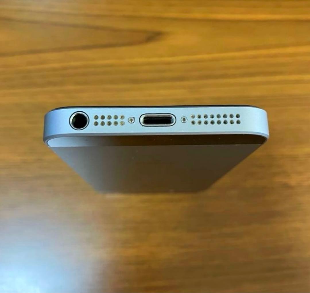【極美品】 iPhone SE 128GB スペースグレー 最大容量100%