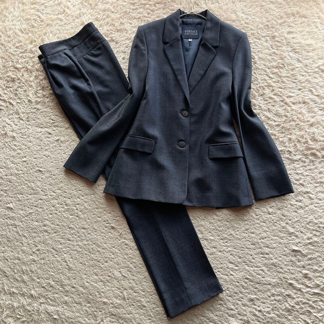 ヴェルサーチ セットアップ パンツスーツ ロゴボタン ウール混 ネイビー S相当