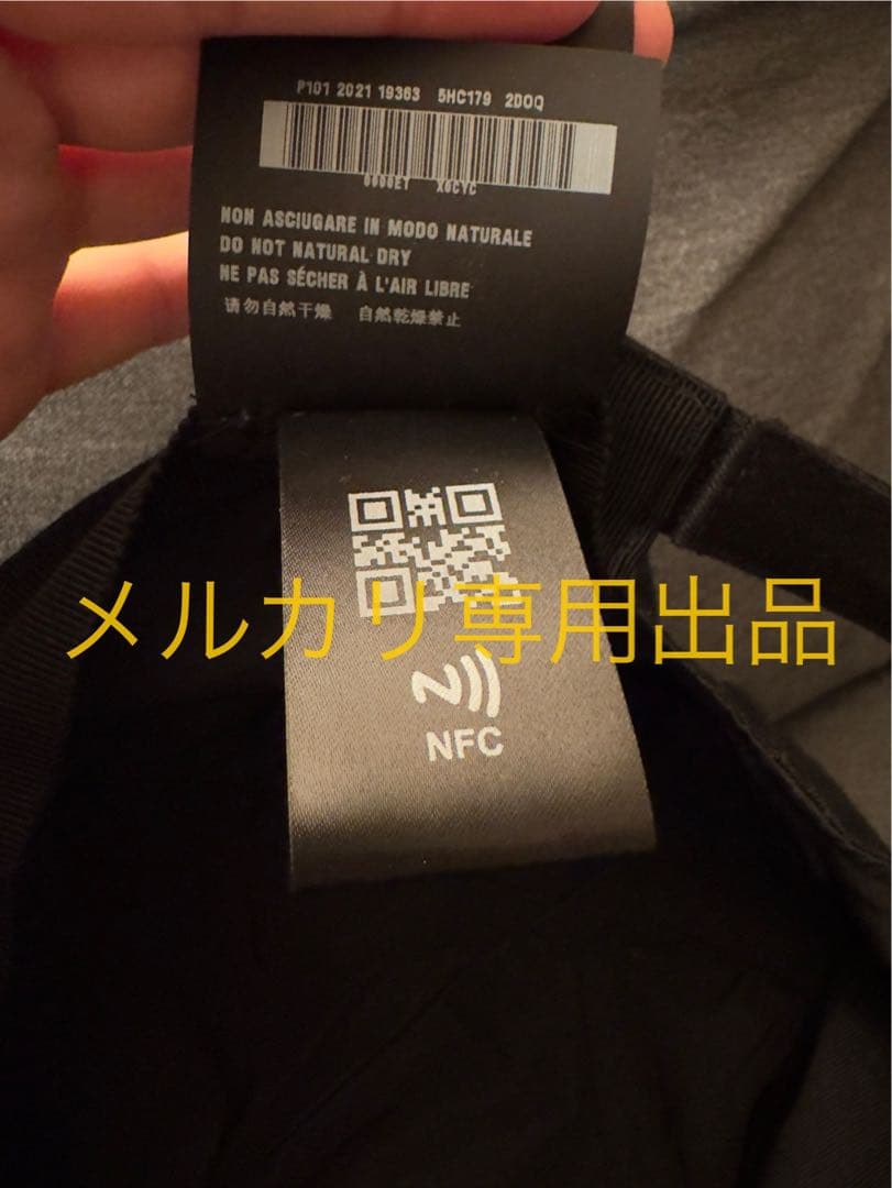 【美品】miu miuブラックMサイズベースボールキャップ5HC179 2D0Q
