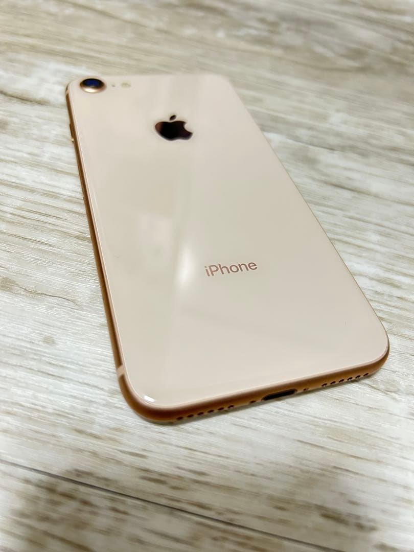 【美品】Apple iPhone8 ゴールド　本体　256GB SIMフリー版