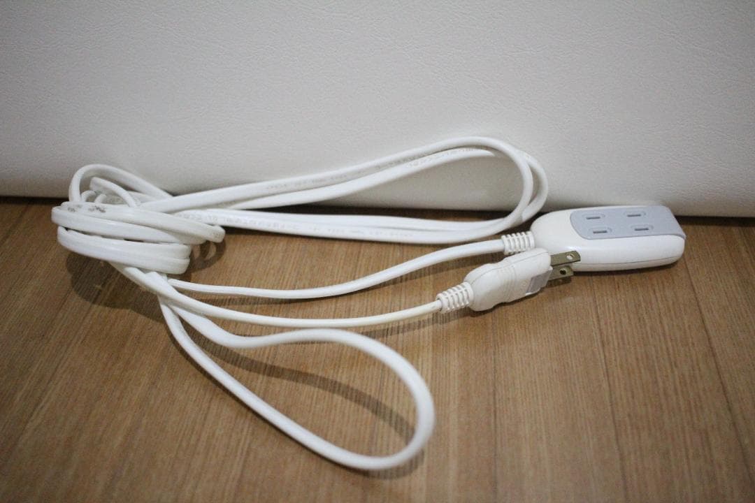 電磁波対策コンセント『βベータジーニアスライト2.0』