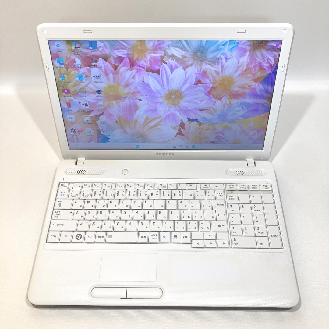 初心者向け✨快速i5・大画面・DVD✨白✨すぐ使えるノートパソコン◇T378-3