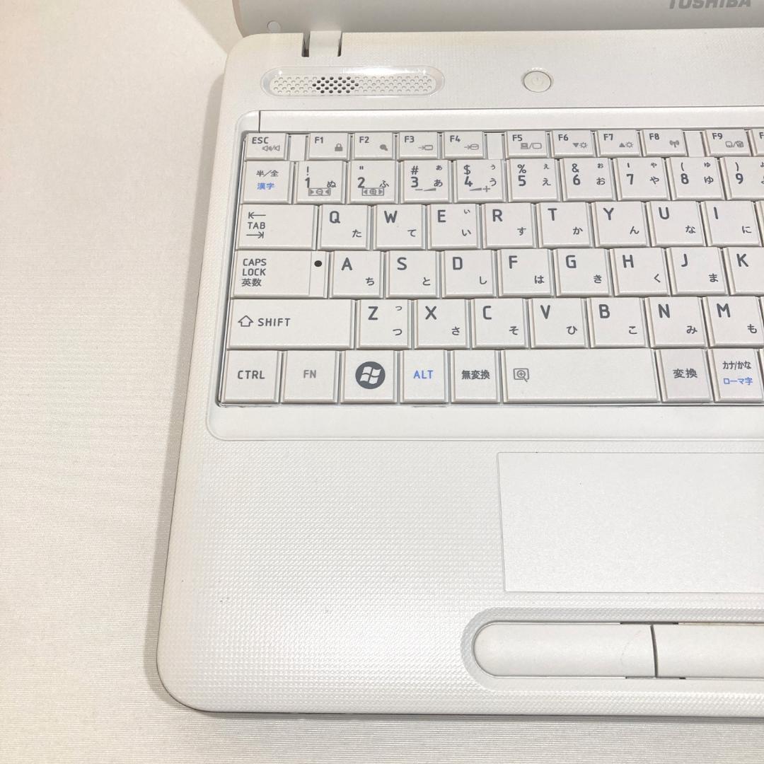 初心者向け✨快速i5・大画面・DVD✨白✨すぐ使えるノートパソコン◇T378-3