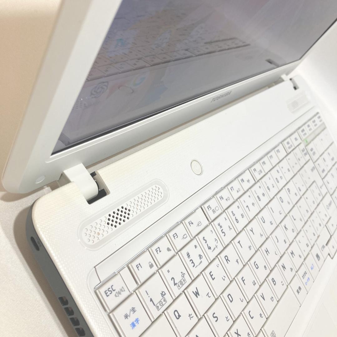 初心者向け✨快速i5・大画面・DVD✨白✨すぐ使えるノートパソコン◇T378-3