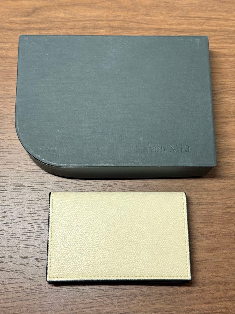 【最終値下げ】美品Valextra アイボリー 名刺入れ