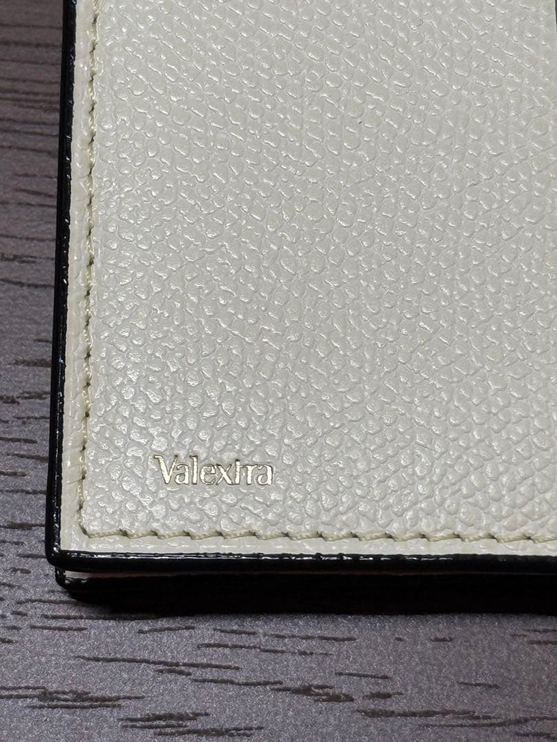 【最終値下げ】美品Valextra アイボリー 名刺入れ