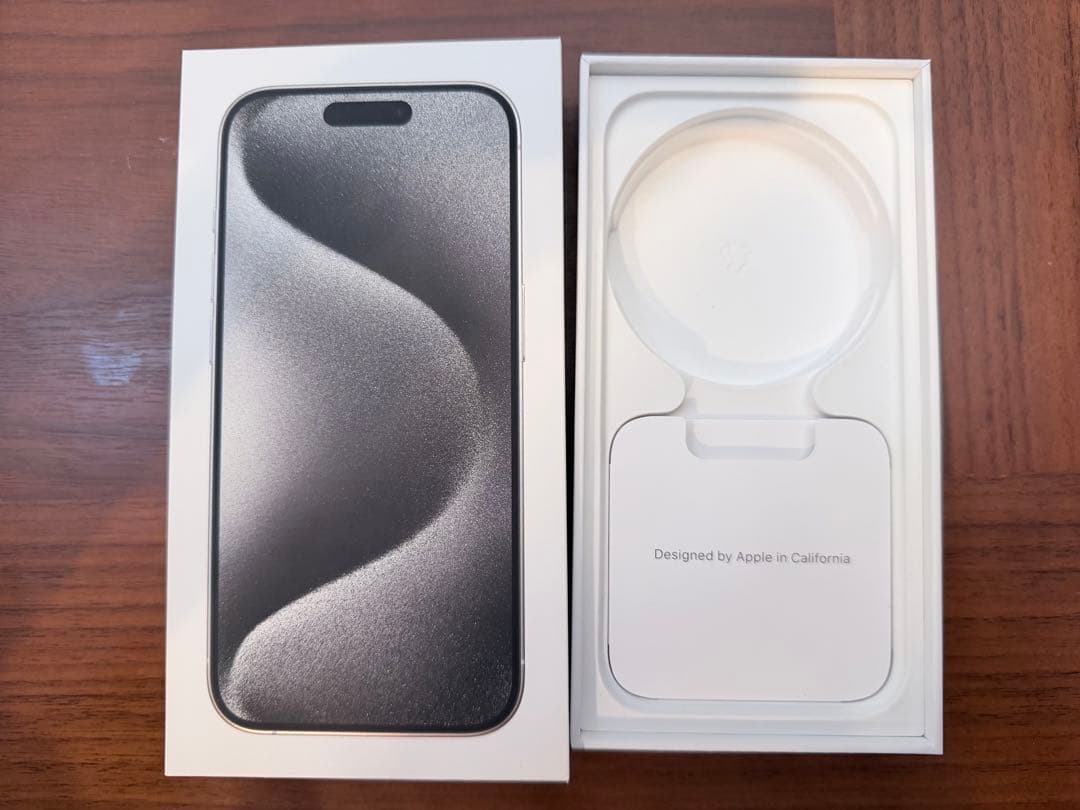 Apple iPhone １５Pro ホワイト本体５１２GB