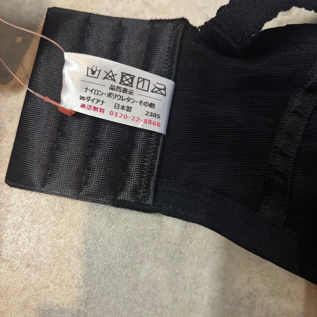 ダイアナ　セミロングブラジャー　E80 ヴィクトリアブラック　新品未使用